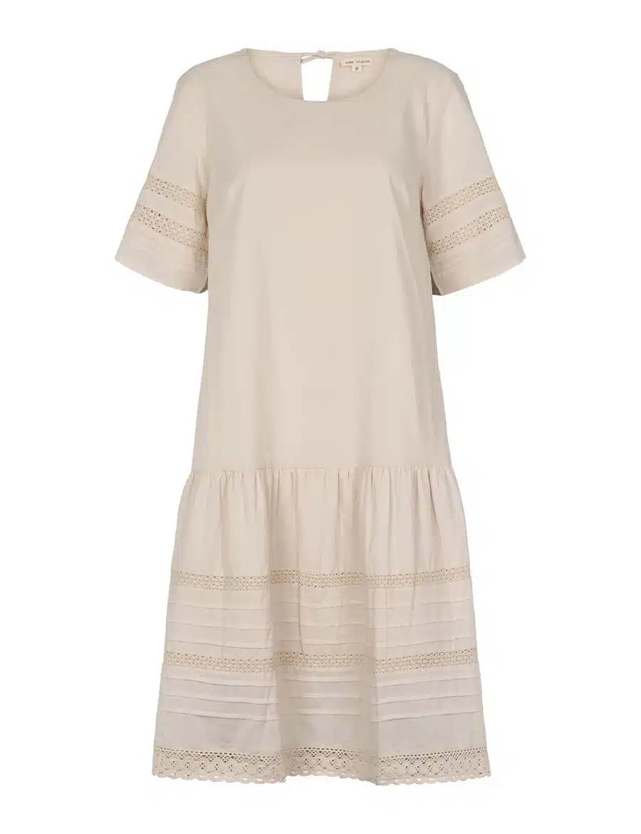 ESAmina Dress GOTS – Naturlig enkelthed i hverdagen