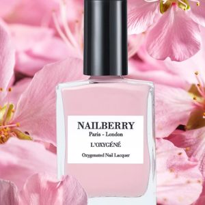 Lyserød åndbar neglelak fra Nailberry
