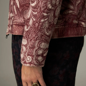 Ishaan Jacket Garnet fra Maison Hotel